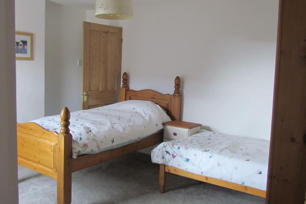 Welcoming Cottage In Chichester Near City Centre Exterior foto